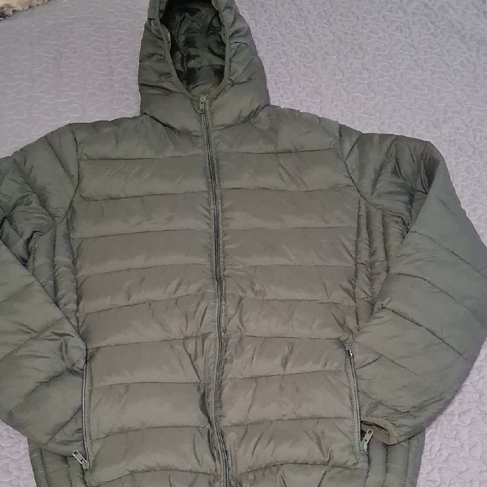 Men's Olive Puffer Jacket